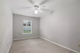 2200 W Rosedale St S, Fort Worth, TX 76110 - Photo 17