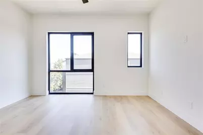 4206 Cabell Drive #105, Dallas, TX 75204 - Photo 7