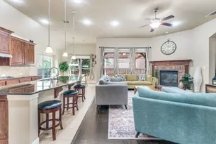 7219 Comal Dr, Irving, TX 75039 - Photo 9