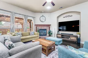 7219 Comal Dr, Irving, TX 75039 - Photo 17