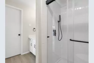 1826 Kingsbridge Drive, Garland, TX 75044 - Photo 25