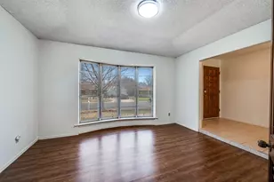 7505 Mapleleaf Dr, North Richland Hills, TX 76182 - Photo 7