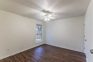 1923 S 15th St, Waco, TX 76706 - Photo 11