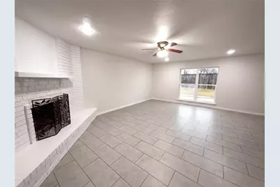 3732 Sugarberry Drive, Mesquite, TX 75150 - Photo 3