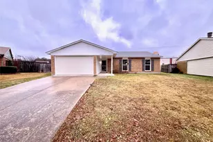 3732 Sugarberry Dr, Mesquite, TX 75150 - Photo 1