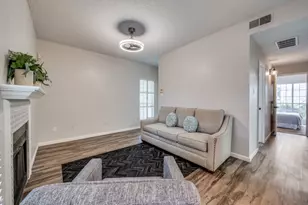 1603 Marsh Ln, Carrollton, TX 75006 - Photo 5