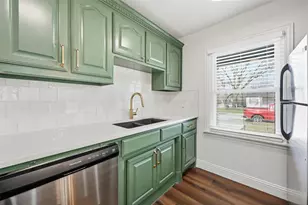 2713 Mission St, Fort Worth, TX 76109 - Photo 9