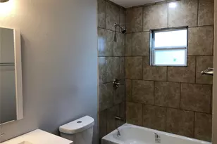 1705 Langford St, Greenville, TX 75401 - Photo 9