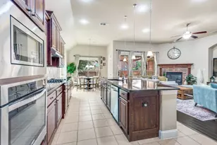 7219 Comal Dr, Irving, TX 75039 - Photo 13