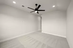 1721 Nesting Robin Ln, Denton, TX 76249 - Photo 31