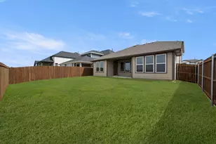 1721 Nesting Robin Ln, Denton, TX 76249 - Photo 5