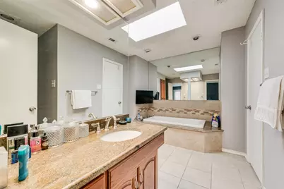 1301 Ranch Valley Drive, DeSoto, TX 75115 - Photo 5