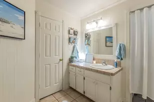 202 E San Benito Dr, Robinson, TX 76706 - Photo 15