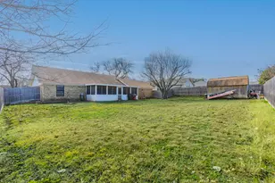 202 E San Benito Dr, Robinson, TX 76706 - Photo 25