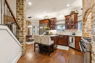 9227 Lanshire Dr, Dallas, TX 75238 - Photo 11