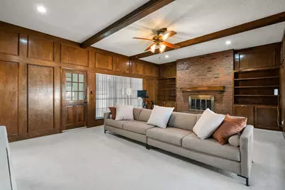 2109 Clearbrook Court, Arlington, TX 76013 - Photo 5