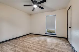 718 Knollridge Dr, Lewisville, TX 75077 - Photo 11