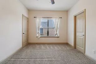 8217 Almont Dr, Plano, TX 75024 - Photo 35