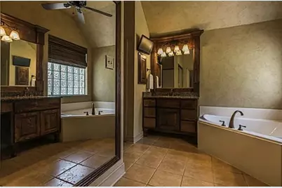 5249 Cornerwood Drive, Fort Worth, TX 76244 - Photo 11