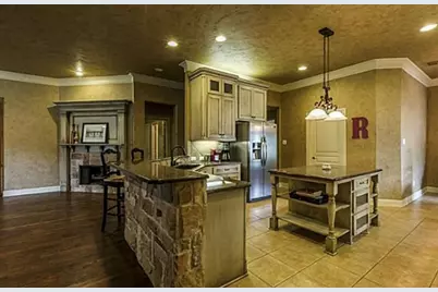 5249 Cornerwood Drive, Fort Worth, TX 76244 - Photo 7