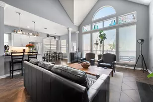 6341 Weaver Dr, Arlington, TX 76001 - Photo 11