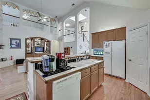 5701 Christy Ln, Haltom City, TX 76137 - Photo 7