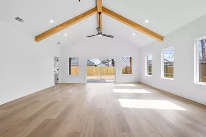 128 Cottonwood Street, Fort Worth, TX 76111 - Photo 17