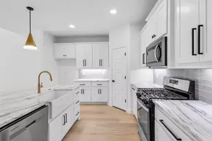 128 Cottonwood St, Fort Worth, TX 76111 - Photo 7