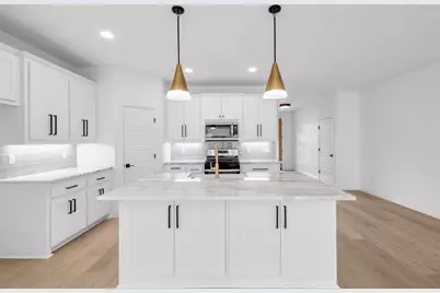 128 Cottonwood Street, Fort Worth, TX 76111 - Photo 9