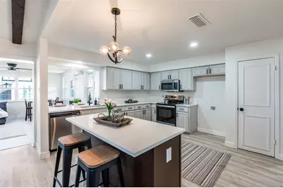 2800 Arcadia Lane, Carrollton, TX 75007 - Photo 9