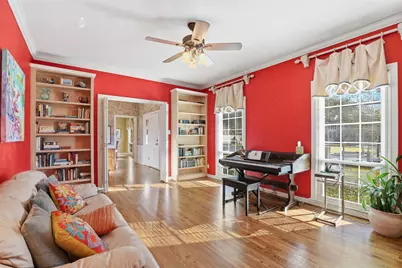 3800 Hollow Creek Road, Benbrook, TX 76116 - Photo 17