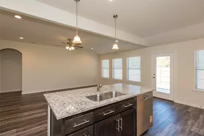 112 Westview Drive, Gun Barrel City, TX 75156 - Photo 9