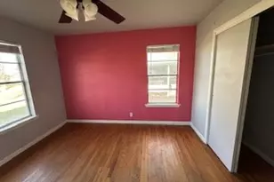 208 Bagin St, Whitesboro, TX 76273 - Photo 9