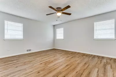 826 Wildgrove Drive, Garland, TX 75041 - Photo 17