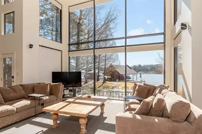 375 Eagle Point Drive W, Mount Vernon, TX 75457 - Photo 9