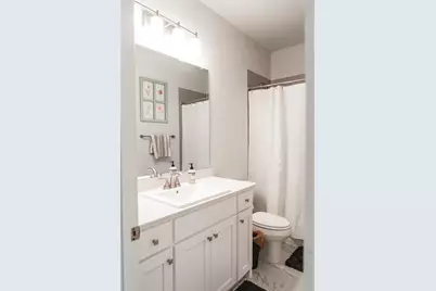 12968 Wymeth Drive, Farmers Branch, TX 75234 - Photo 9