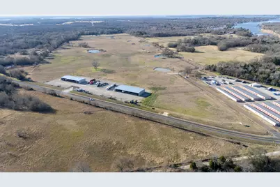 8200 Clear Creek Road, Payne Springs, TX 75156 - Photo 7