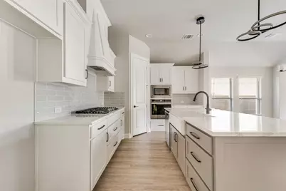 1905 Graham Way, Mansfield, TX 76063 - Photo 9