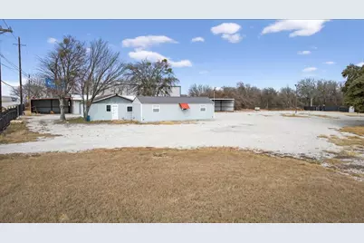 9800 Jacksboro Highway, Fort Worth, TX 76135 - Photo 15