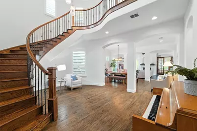 1628 Camino Lago, Irving, TX 75039 - Photo 9