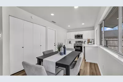 211 Pebblebrook Street, Arlington, TX 76014 - Photo 11