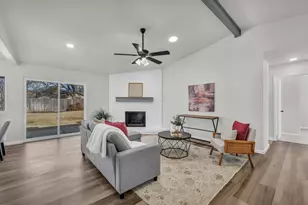 211 Pebblebrook St, Arlington, TX 76014 - Photo 5