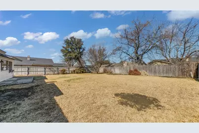 211 Pebblebrook Street, Arlington, TX 76014 - Photo 29