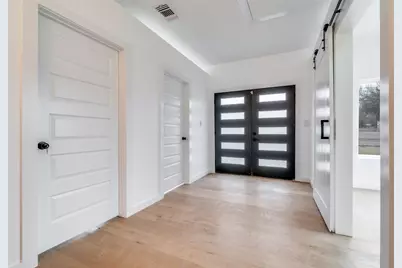 1739 Marfa Avenue, Dallas, TX 75216 - Photo 3