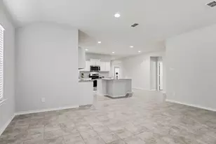 2820 Hawk Dr, Denton, TX 76205 - Photo 5