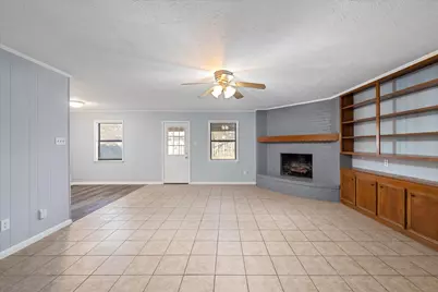 208 Gladstone Avenue, Corsicana, TX 75110 - Photo 7