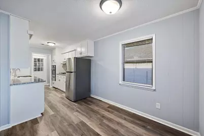 208 Gladstone Avenue, Corsicana, TX 75110 - Photo 15