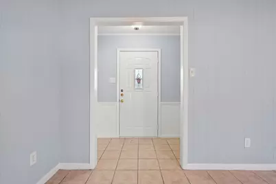 208 Gladstone Avenue, Corsicana, TX 75110 - Photo 9