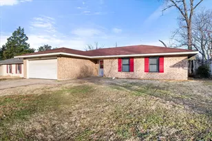 208 Gladstone Ave, Corsicana, TX 75110 - Photo 1