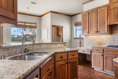 2705 Kerry Court, Denton, TX 76226 - Photo 17